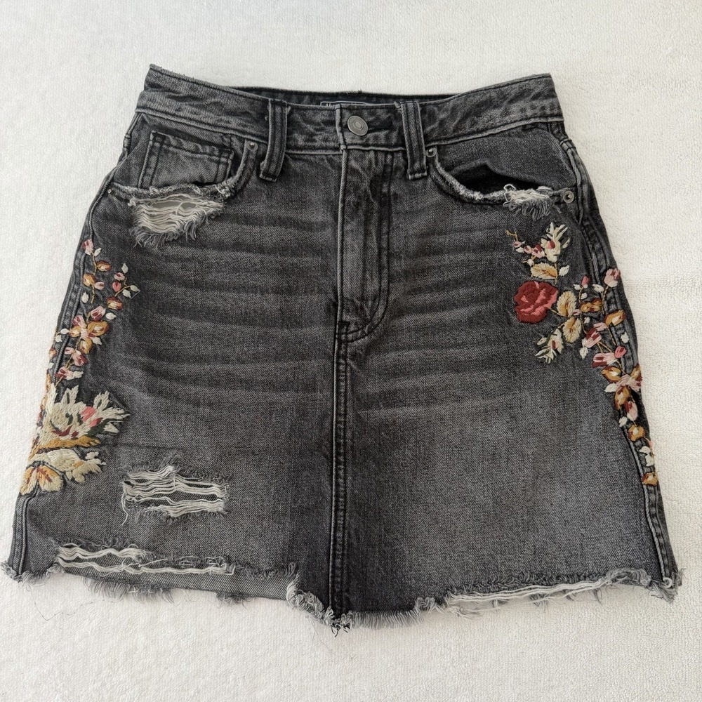 Abercrombie‎ & Fitch Denim Mini Skirt XS 24 Embroidered Distressed Festival Y2K